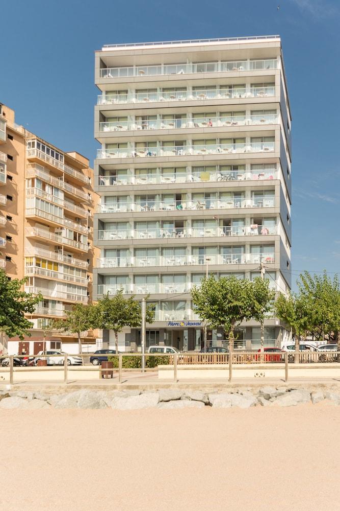 Pierre & Vacances Blanes Playa Екстериор снимка